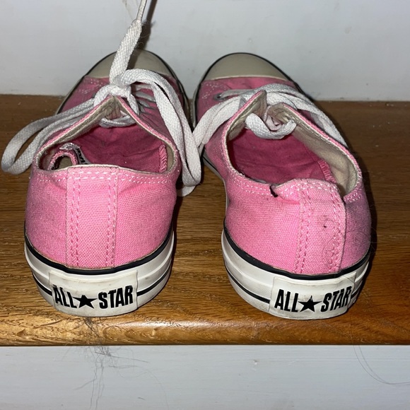 Pink Converse - Picture 2 of 3